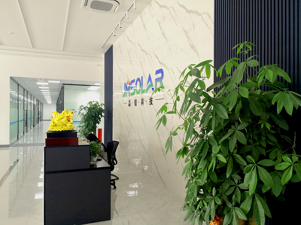 reception_counter_solar_panels_factory_top_Chiina_brand_JMSOLAR_Solarpro.jpg